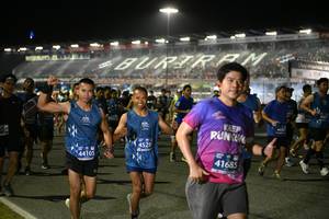 BIB: 4430, 4525, 44105, 41685
                            <button type="button" onclick="openModal(10632500)" class="btn btn-primary btn-sm float-right btn-popup" data-toggle="modal" data-target=".modal-high-quality">
                        <i class="fas fa-shopping-cart"></i> Add to Cart
                    </button>
                                            <button type="button" onclick="isThisMe(10632500, true)" class="btn btn-success btn-sm float-right btn-popup btn-isme hidden" data-toggle="tooltip" data-placement="bottom" title="นี่คือรูปของคุณใช่ไหม คลิกที่นี่เพื่อเอาเข้าอัลบั้ม">
                        <i class="fas fa-plus"></i> Add to album
                    </button>
                    <button type="button" onclick="isThisMe(10632500, false)" class="btn btn-warning btn-sm float-right btn-popup btn-isnotme hidden">
                        <i class="fas fa-ban"></i> Remove from album
                    </button>